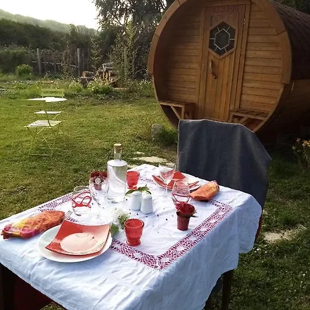 Les Tonneaux De L'eure Insolite * Neuilly (Eure)