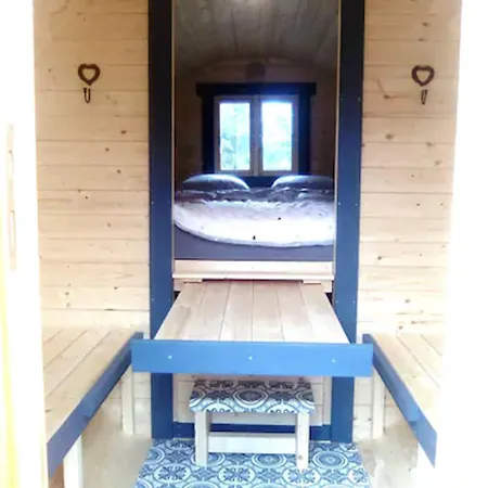 Bed & Breakfast Les Tonneaux De L'eure Insolite