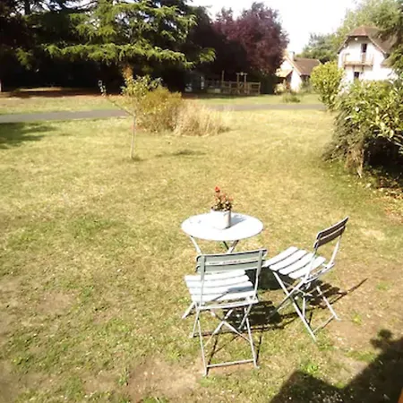 Panzió Les Tonneaux De L'eure Insolite Neuilly (Eure)