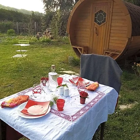 Bed & Breakfast Les Tonneaux De L'eure Insolite *